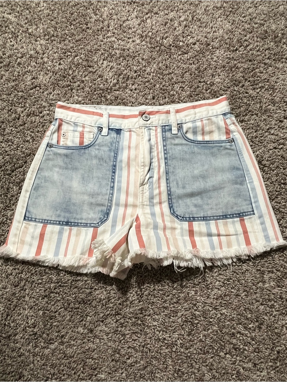 Women’s American Eagle mom shorts Pastel Striped America themed denim size 4
